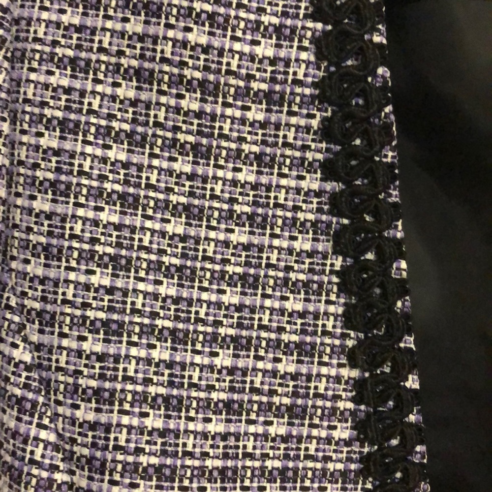 Tahari Blazer - Picture 3 of 6